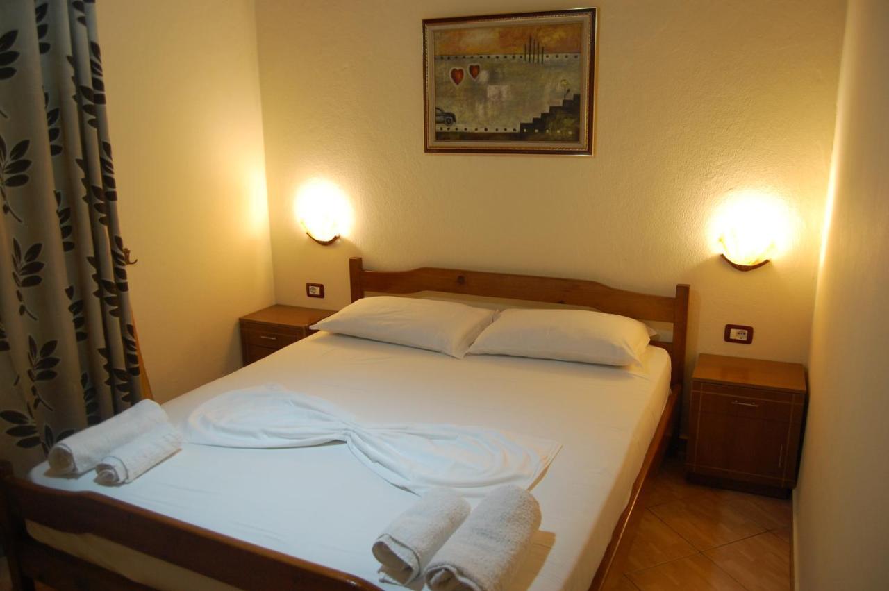 Hotel Ramosaco, Radhime, Vlore Bagian luar foto