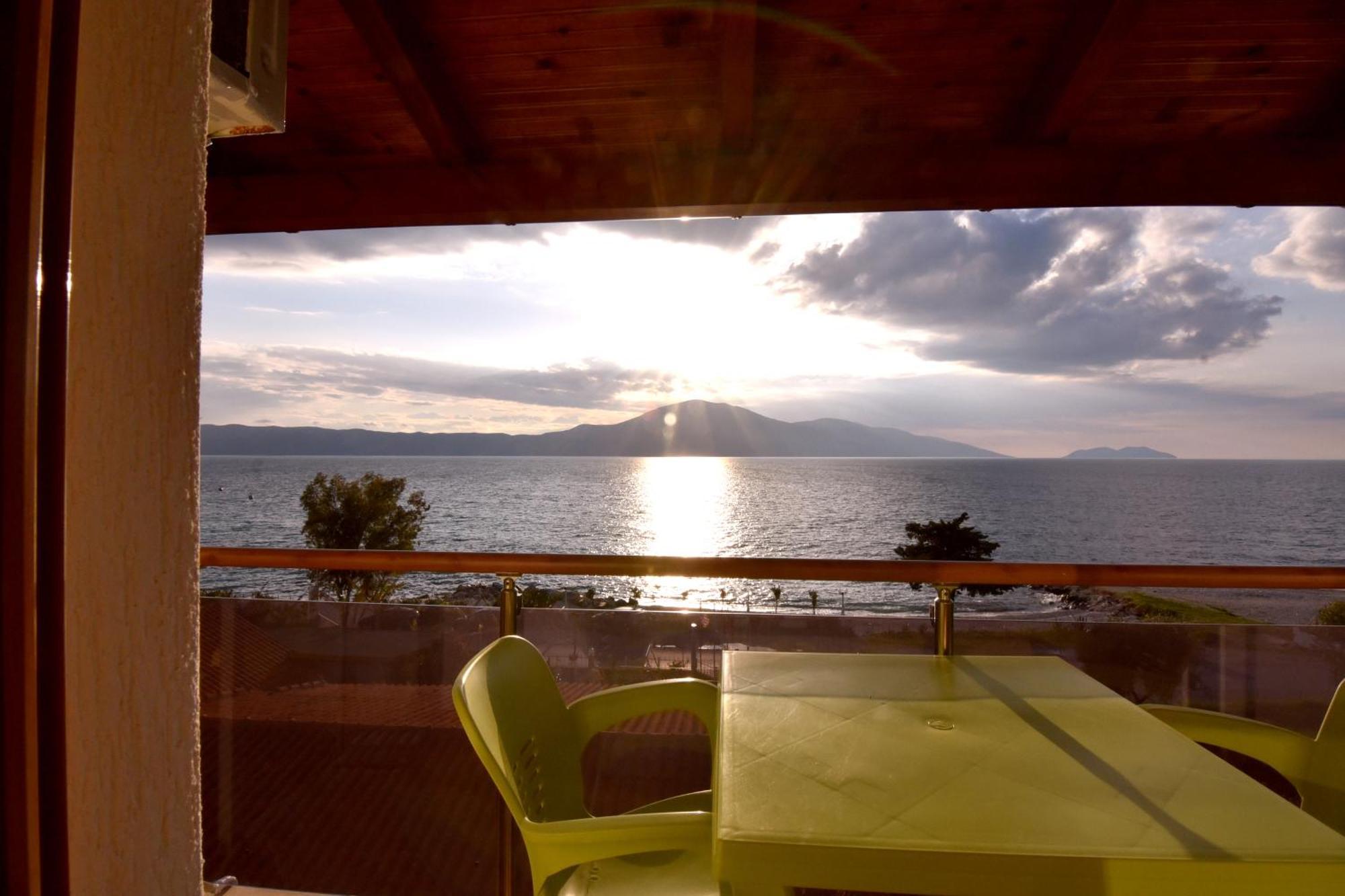 Hotel Ramosaco, Radhime, Vlore Bagian luar foto