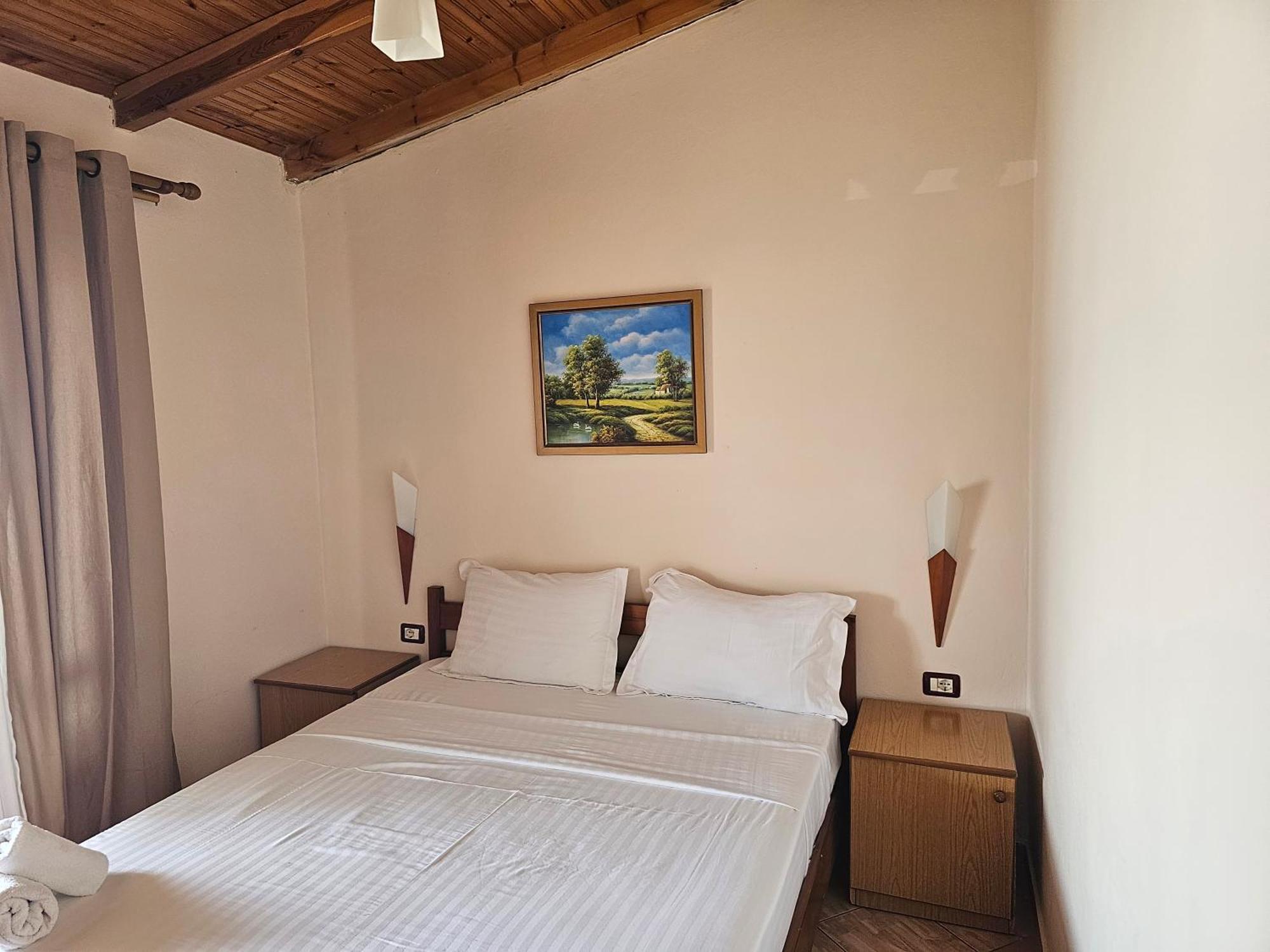 Hotel Ramosaco, Radhime, Vlore Bagian luar foto