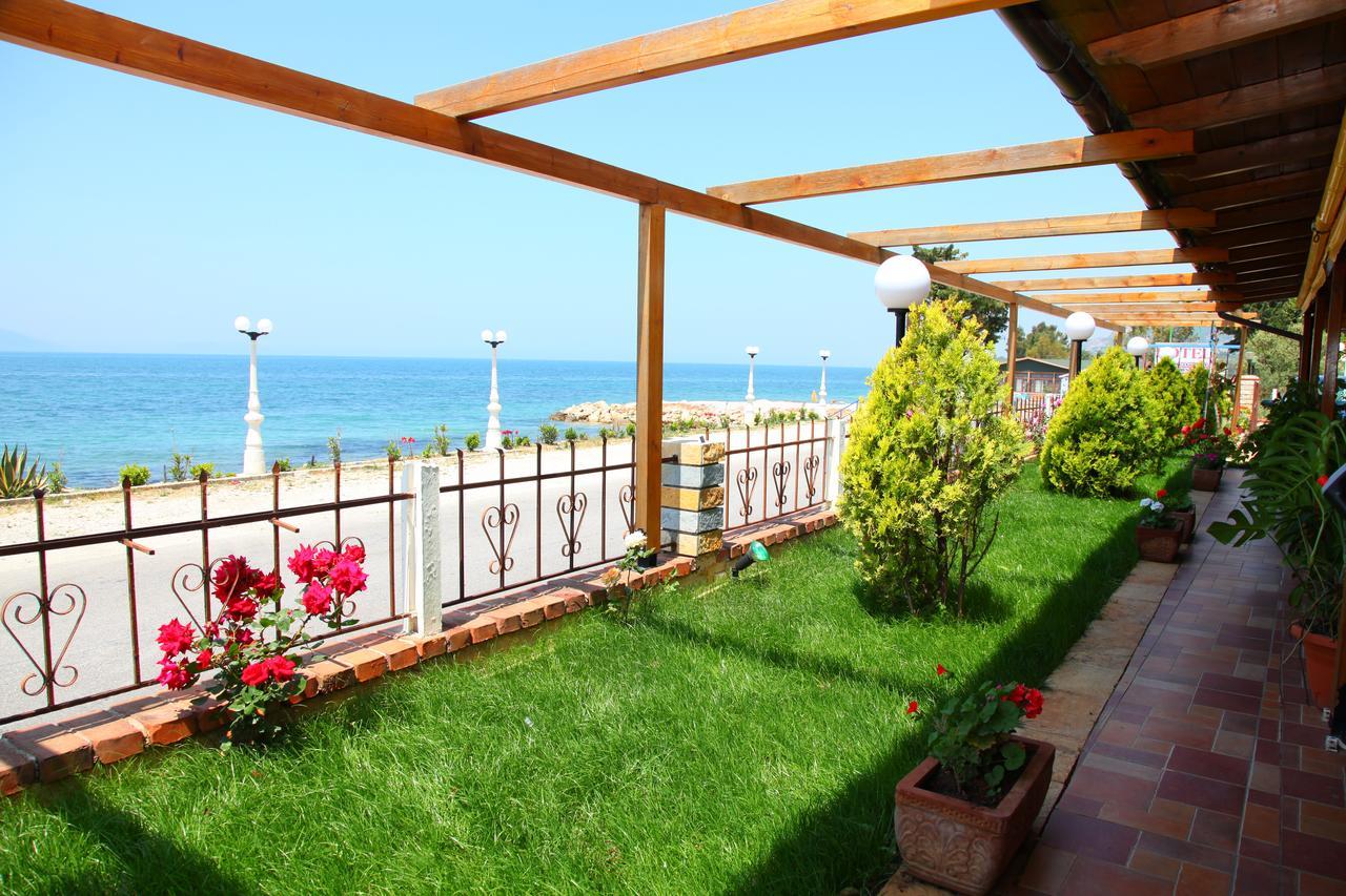 Hotel Ramosaco, Radhime, Vlore Bagian luar foto