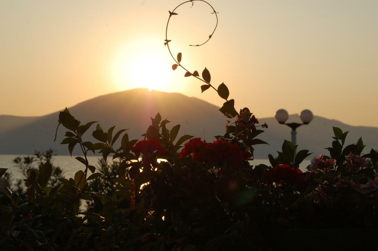 Hotel Ramosaco, Radhime, Vlore Bagian luar foto
