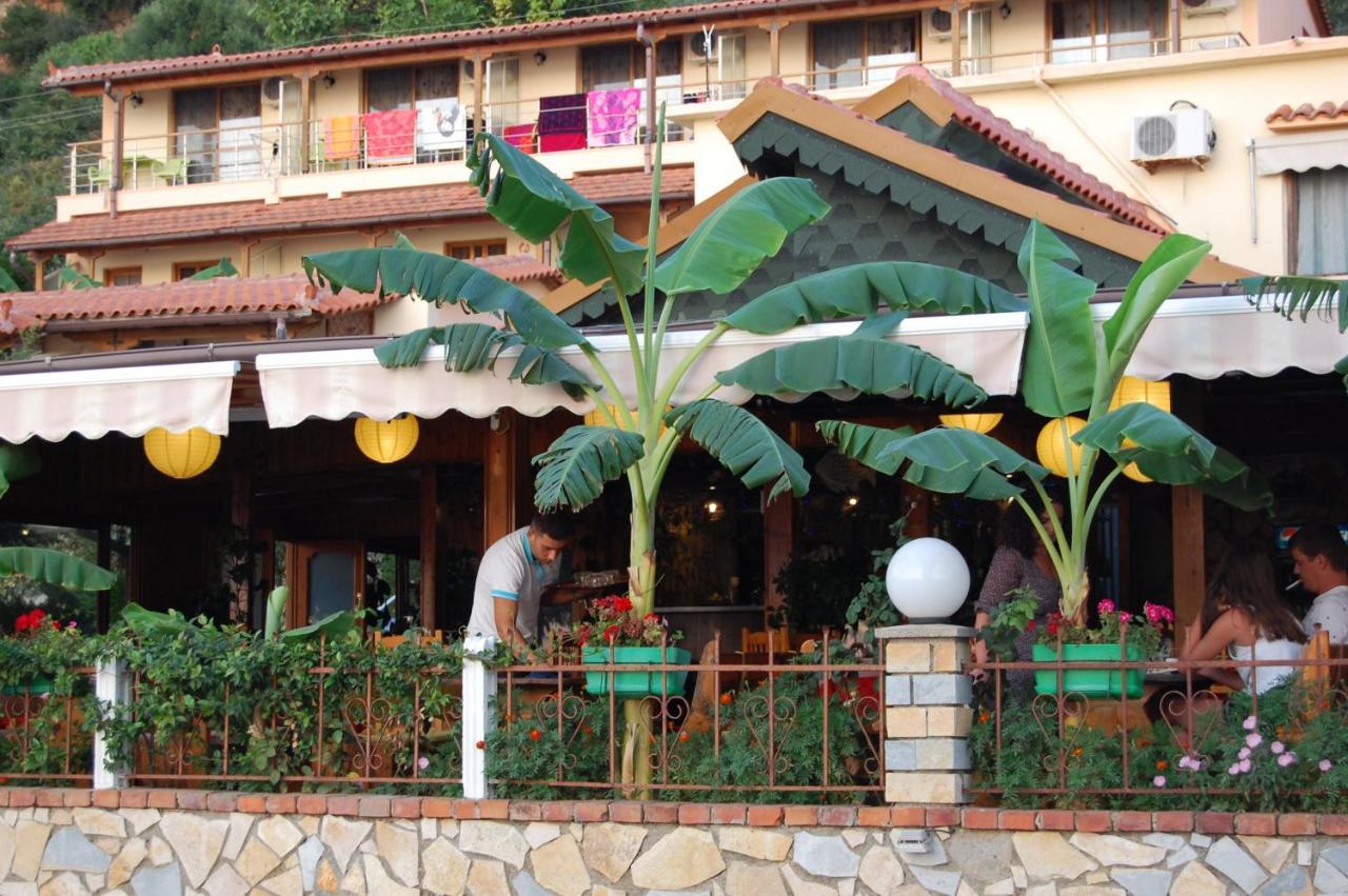 Hotel Ramosaco, Radhime, Vlore Bagian luar foto